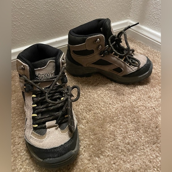 Denali Youth Hiking boots - Picture 3 of 6